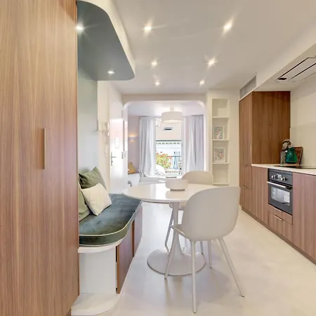 Alma Florian 4 People With Terrace * Cannes